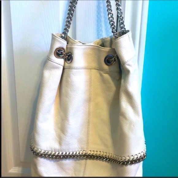 None Handbags - Quality leather bucket  shoulder bag